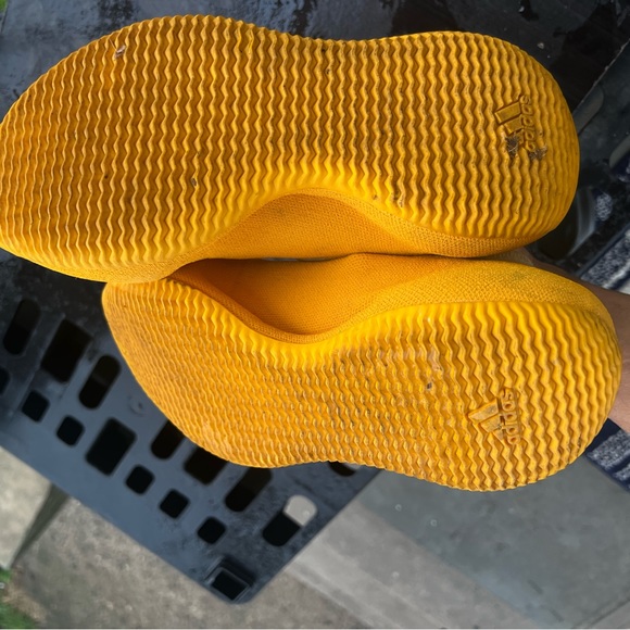 Adidas Yeezy Knit RNR - Picture 5 of 6